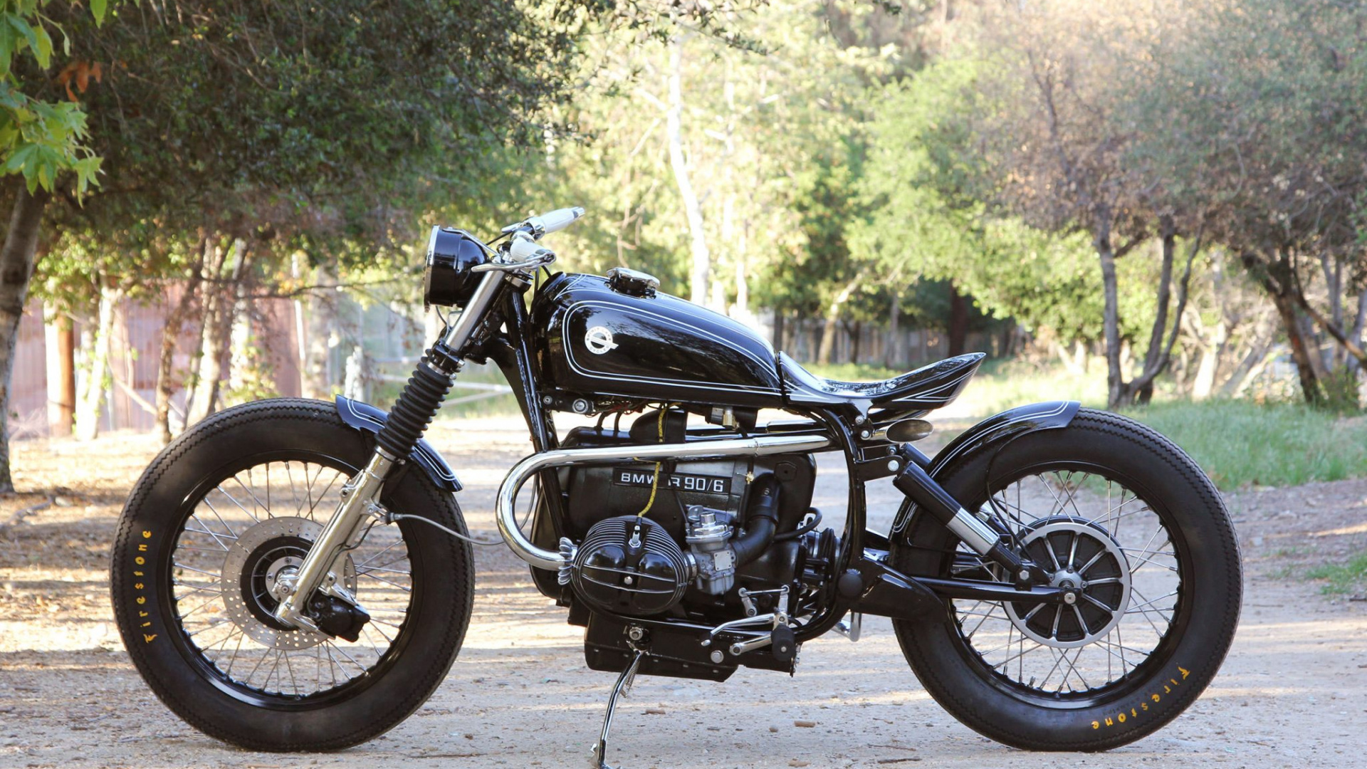 Обои шина, bmw, БМВ R90S, мотоцикл, автомобильные шины в разрешении 1920x1080