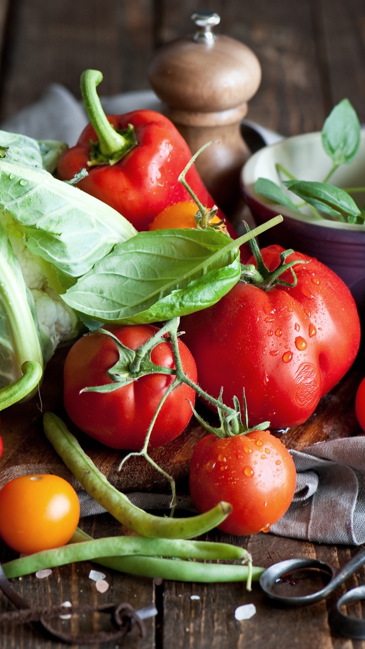 Обои овощ, природные продукты, пища, помидор, фрукты в разрешении 720x1280