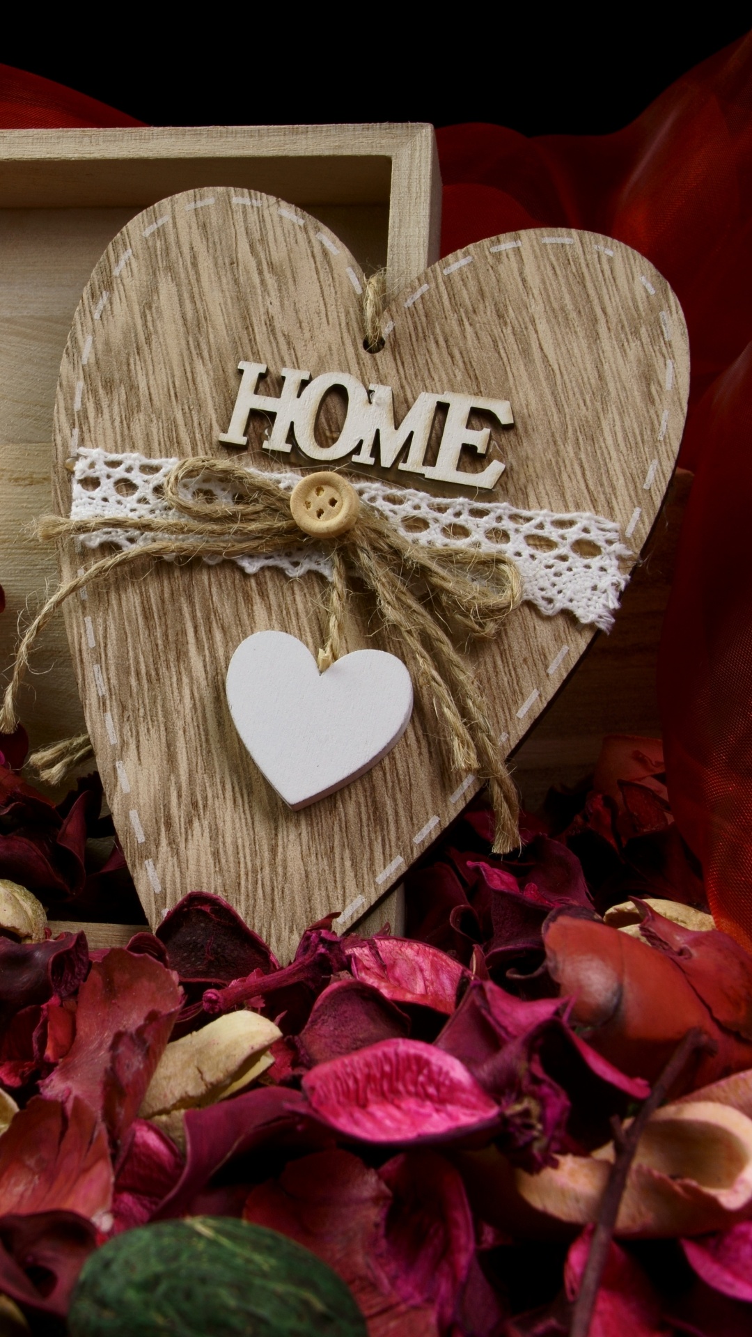 Обои роман, сердце, лепесток, День Святого Валентина, цветок в разрешении 1080x1920