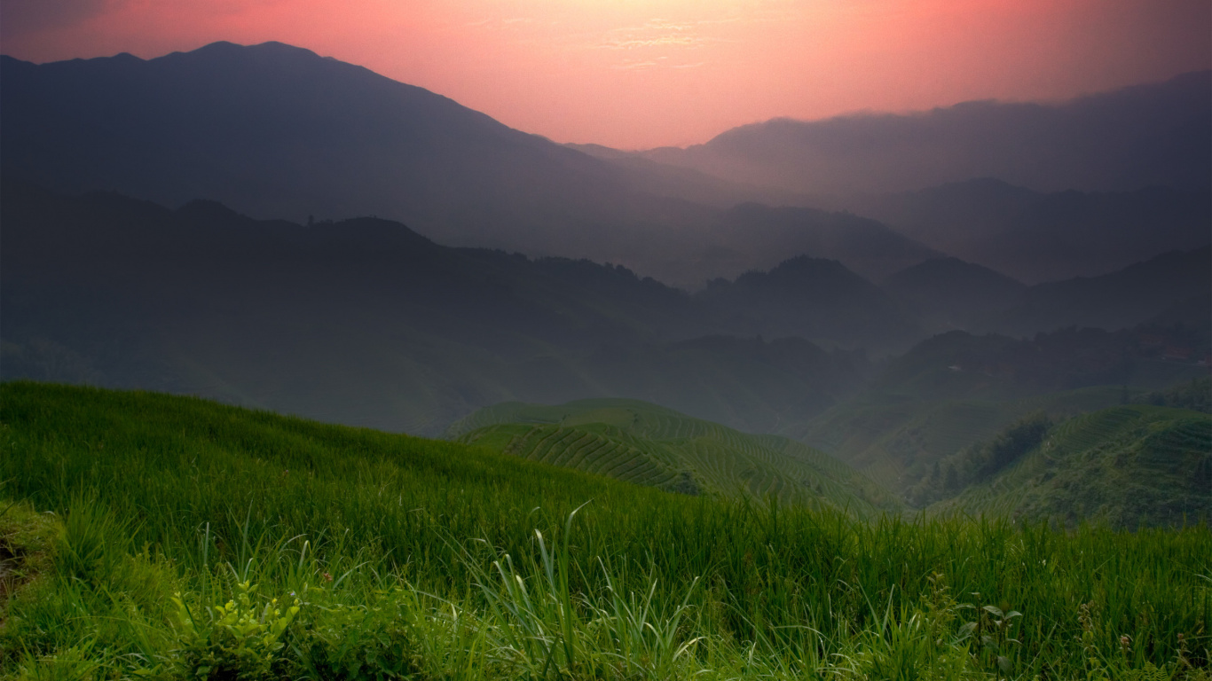 Обои природа, нагорье, горный рельеф, сенокосное угодье, холм в разрешении 1366x768