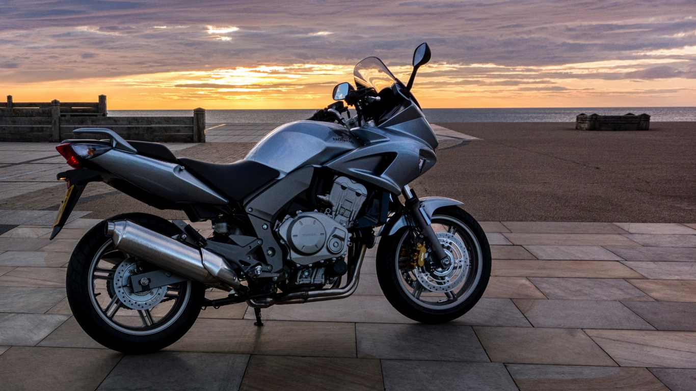 Обои мотоцикл, Хонда, мотоспорт, крейсер, аксессуары для мотоциклов в разрешении 1366x768