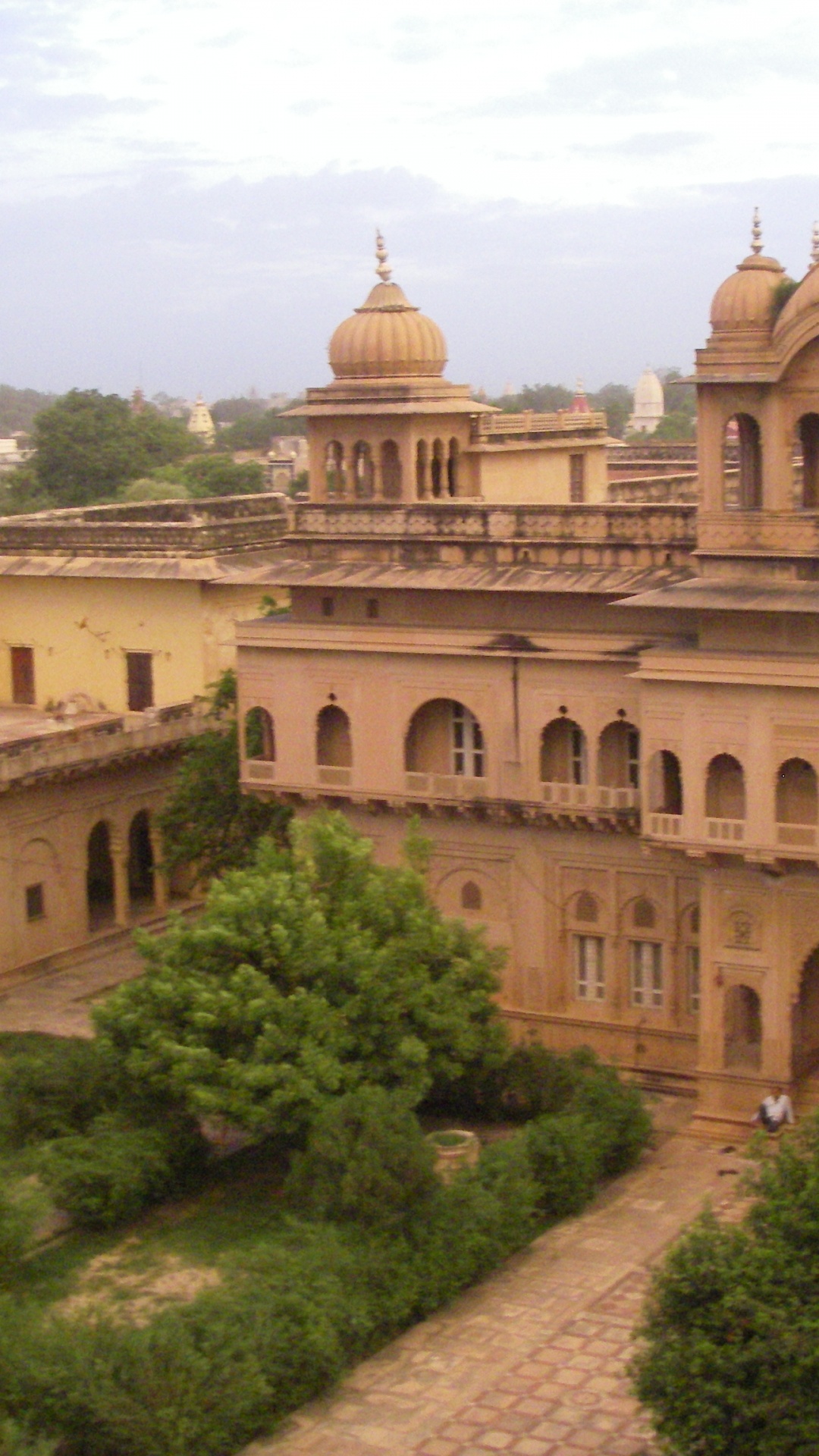 Обои Вриндаван, ориентир, здание, историческое место, дворец в разрешении 1080x1920