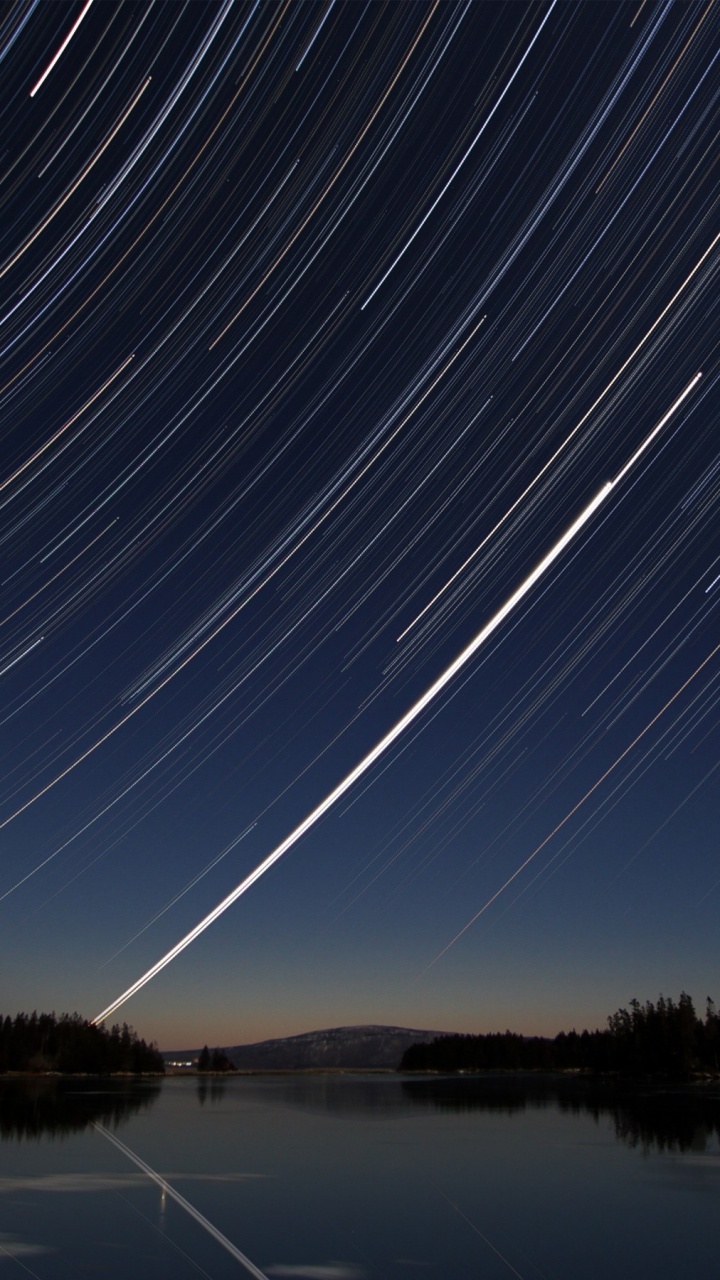 Обои природа, звезда, ночь, свет, атмосфера в разрешении 720x1280