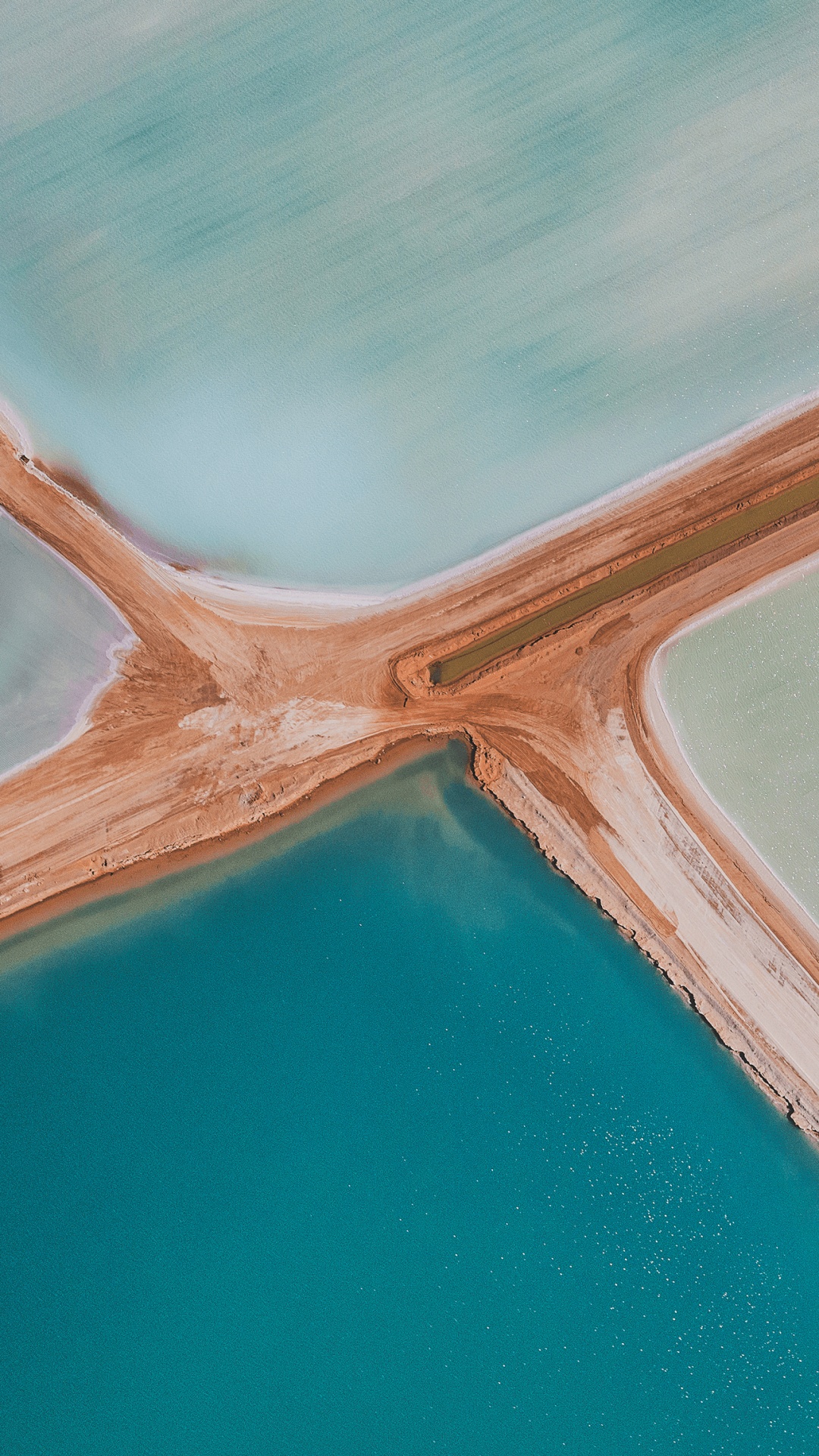 Обои пруд-испаритель соли, поваренная соль, морская соль, вода, гидроресурсы в разрешении 1080x1920