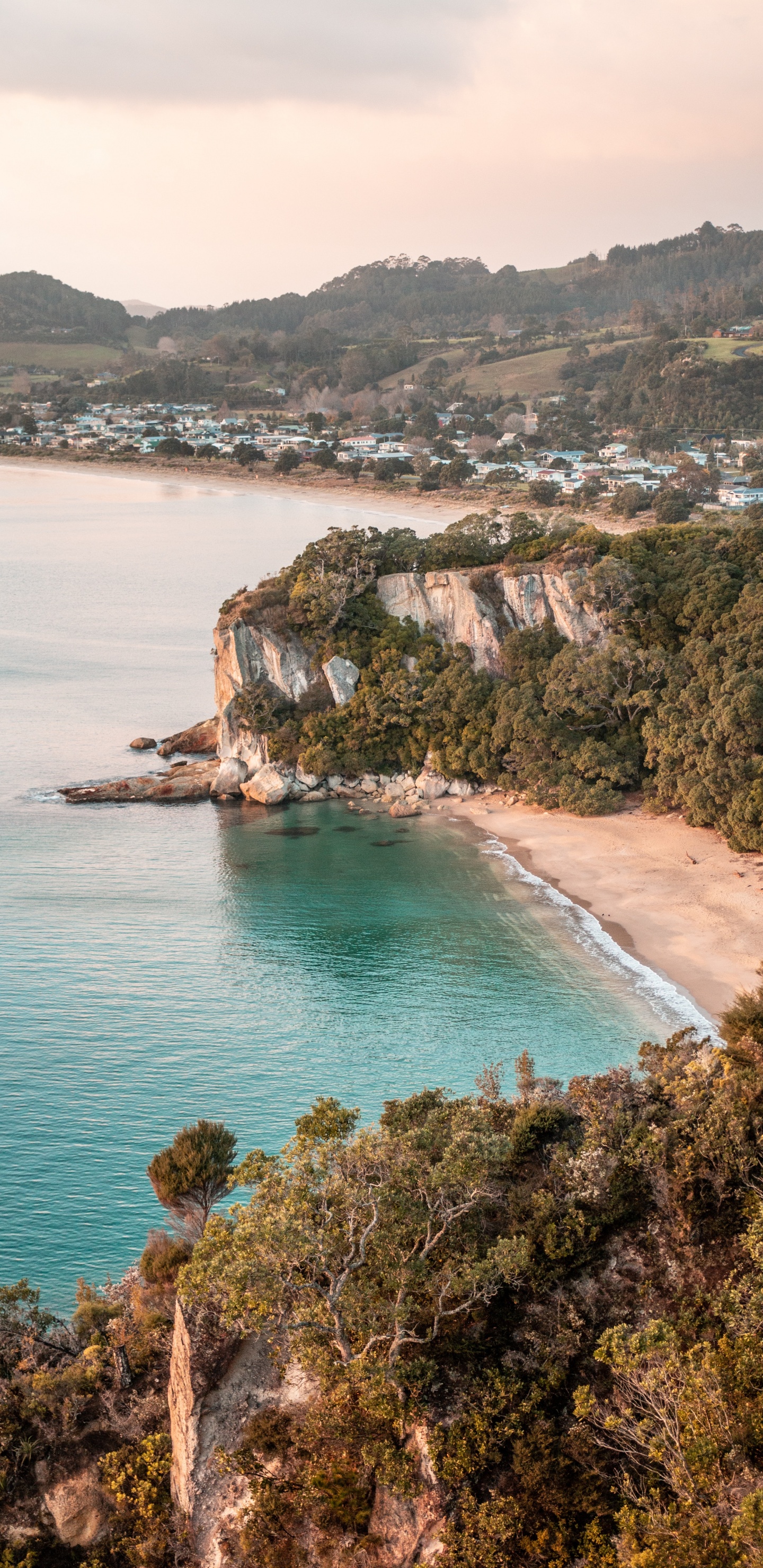 Обои море, водоем, побережье, прибрежные и океанические рельефы, залив в разрешении 1440x2960