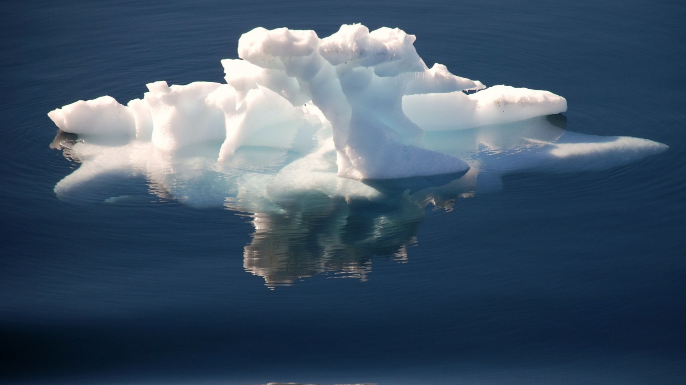 Обои айсберг, облако, кучевое облако, лед, морской лед в разрешении 1366x768