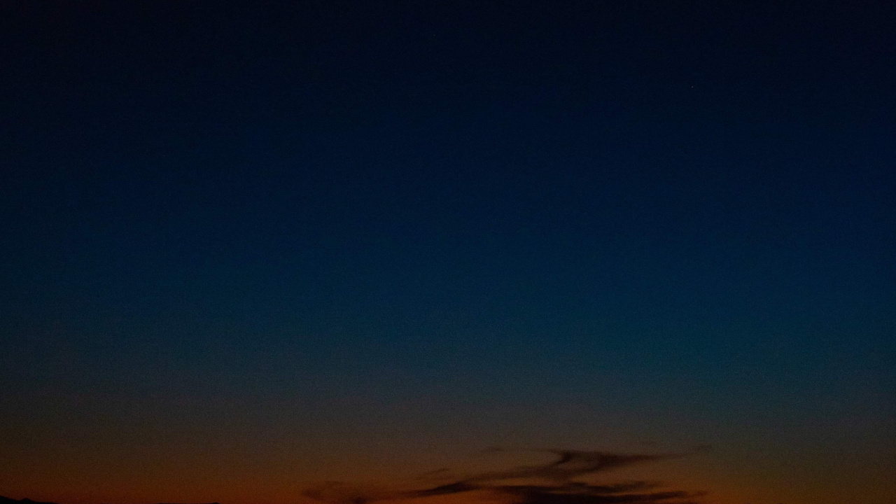 Обои луна, атмосфера, Астрономия, небесное явление, горизонт в разрешении 1280x720