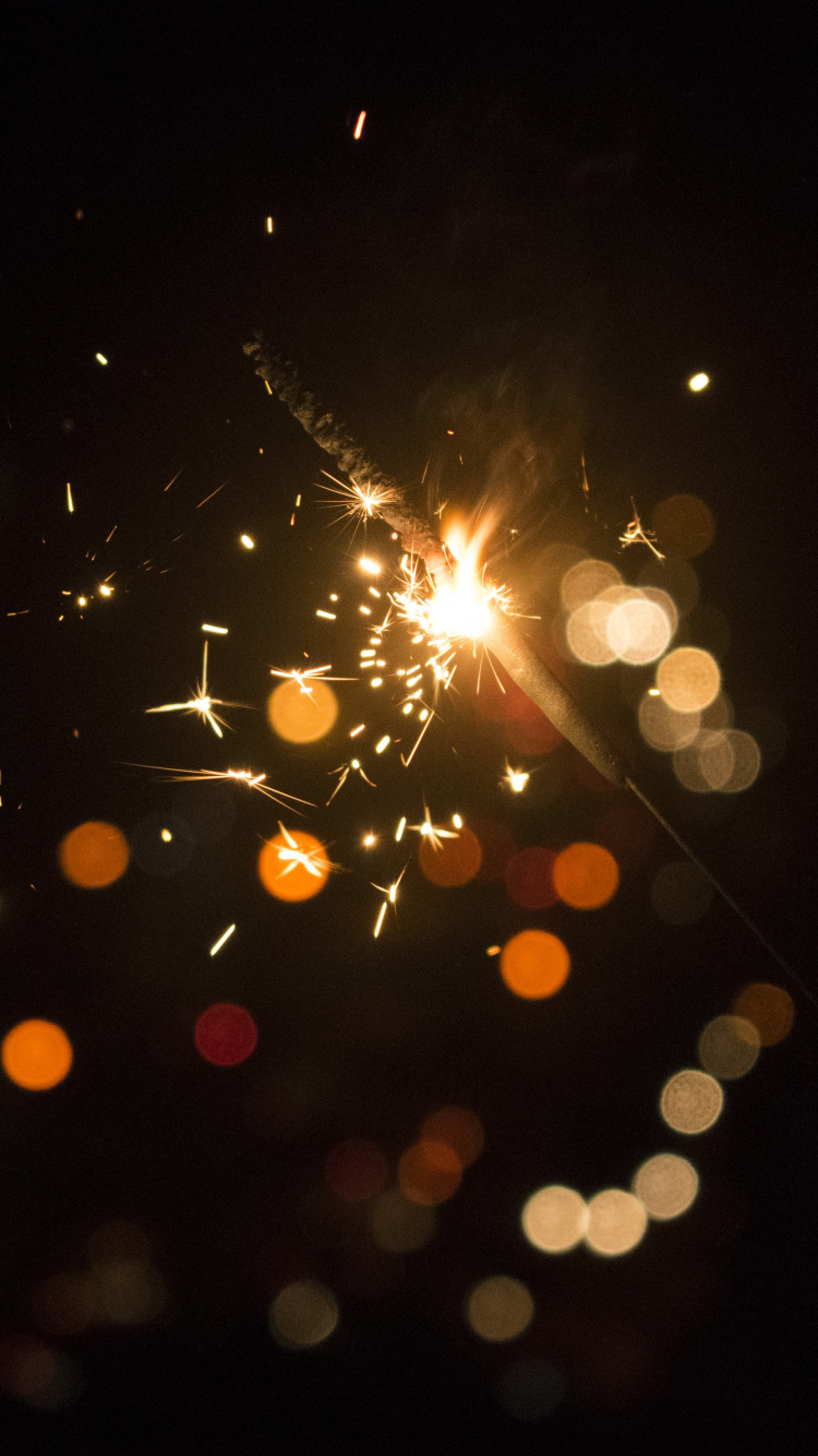 Обои желание, дата рождения, дочь, ночь, свет в разрешении 750x1334