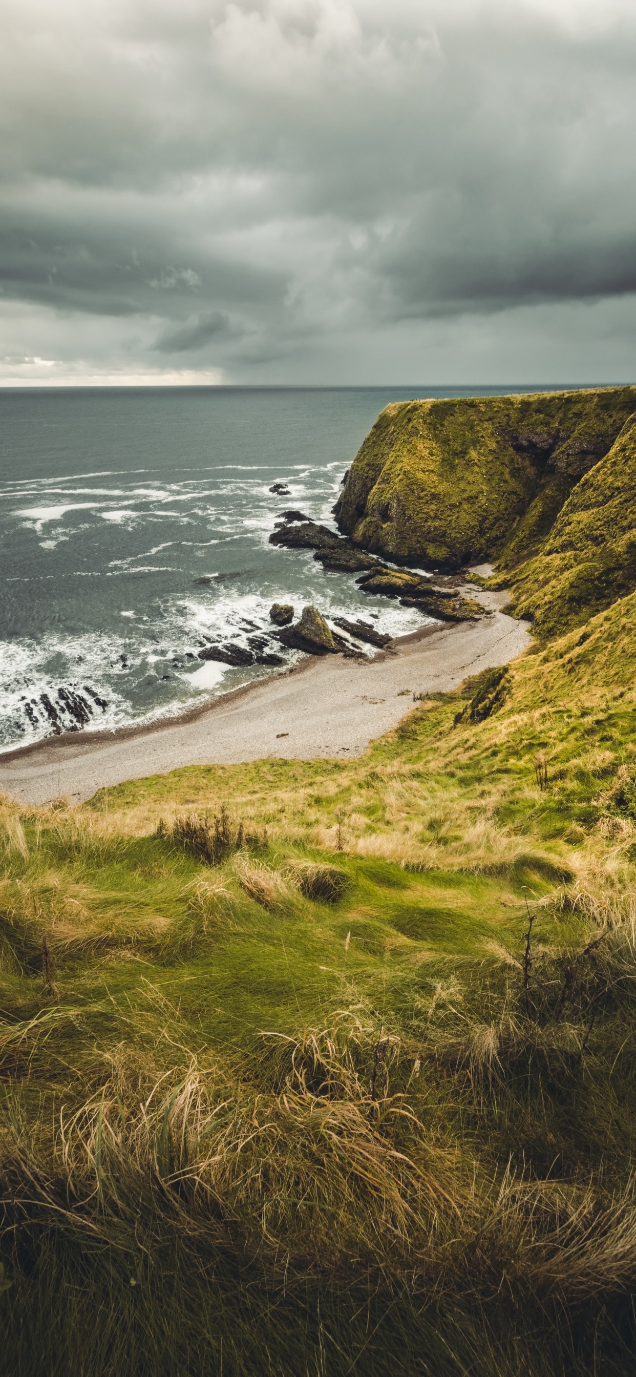 Обои побережье, плащ, море, берег, пляж в разрешении 1242x2688