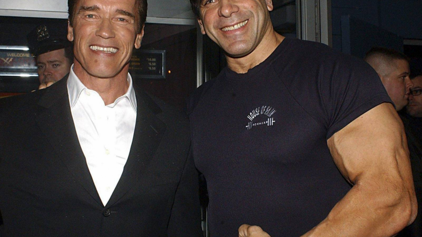 Обои Арнольд Шварценеггер, актер, Бодибилдинг, мышца, рука в разрешении 1366x768