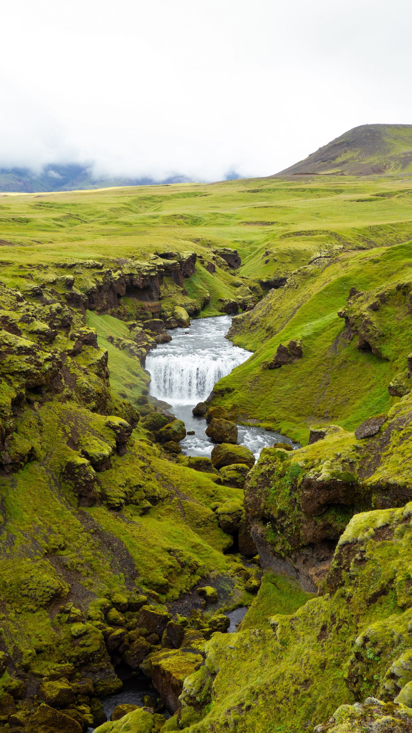 Обои Skgafoss, Упал, нагорье, дикая местность, Fimmvruhls в разрешении 1440x2560