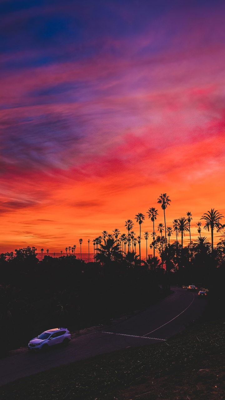 Обои закат, облако, атмосфера, природный ландшафт, послесвечение в разрешении 720x1280