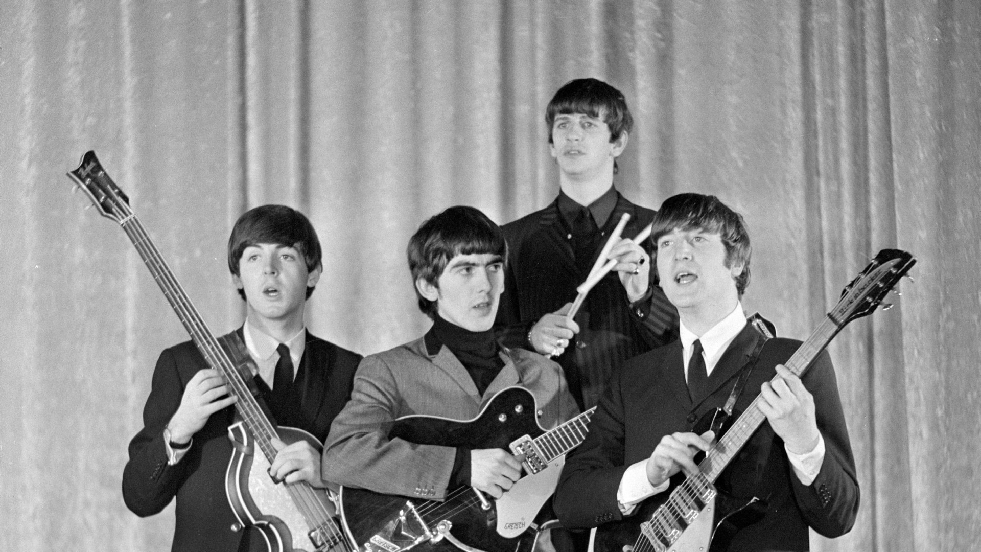 Обои Ринго Старр, Джордж Харрисон, The Beatles, струнный инструмент, музыкальный инструмент в разрешении 1920x1080