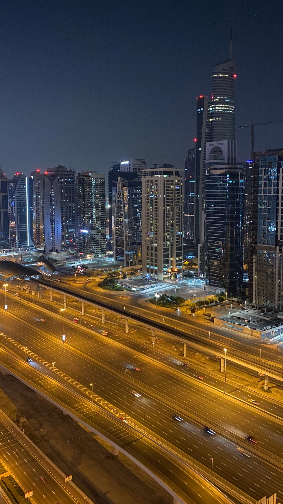 Обои ночь, дорога, городской район, метрополия, город в разрешении 1080x1920