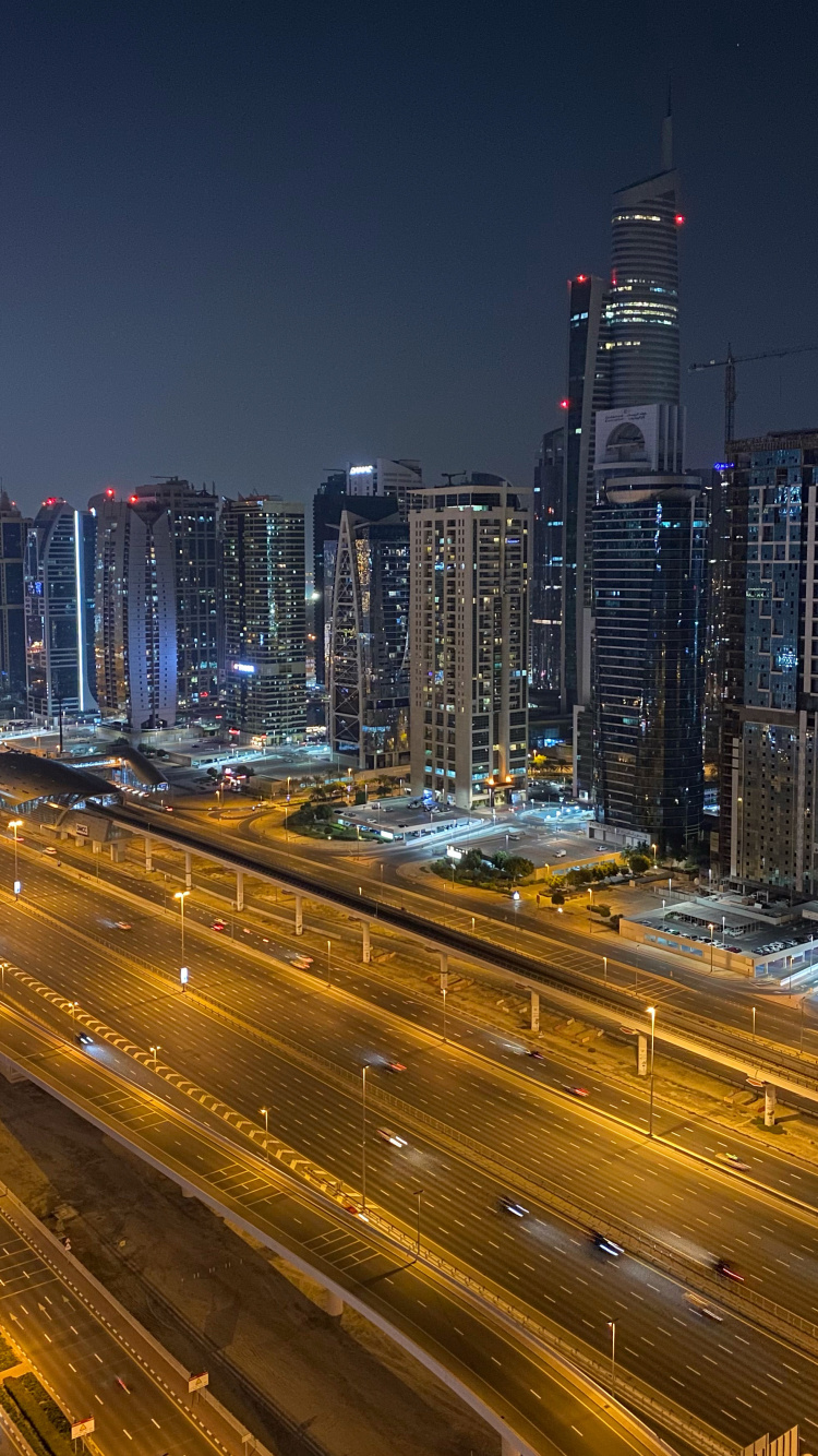 Обои ночь, дорога, городской район, метрополия, город в разрешении 750x1334