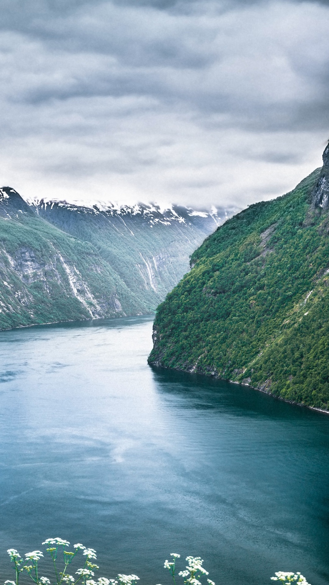 Обои фьорд, природа, нагорье, гидроресурсы, водоток в разрешении 1080x1920