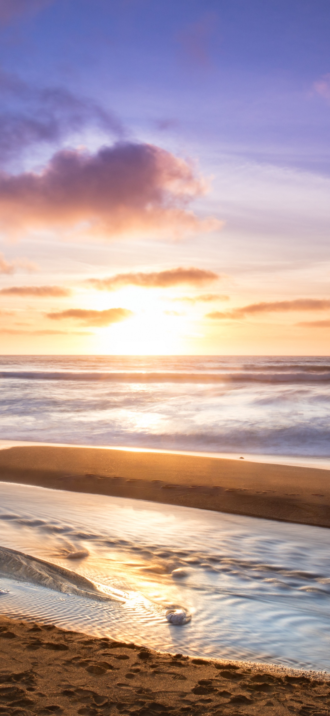 Обои вода, облако, гидроресурсы, атмосфера, послесвечение в разрешении 1125x2436