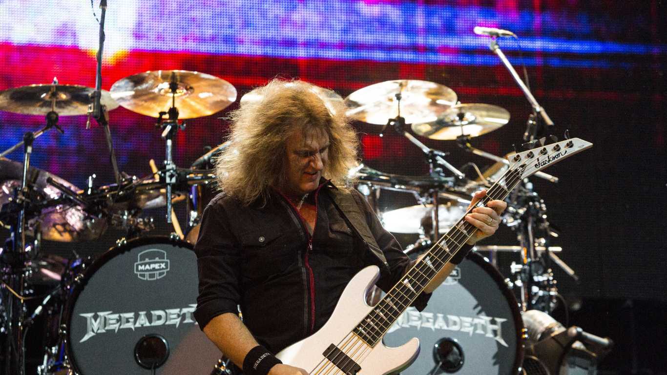 Обои басгитара, Дэйв Мастейн, гитара, трэш, музыкант в разрешении 1366x768