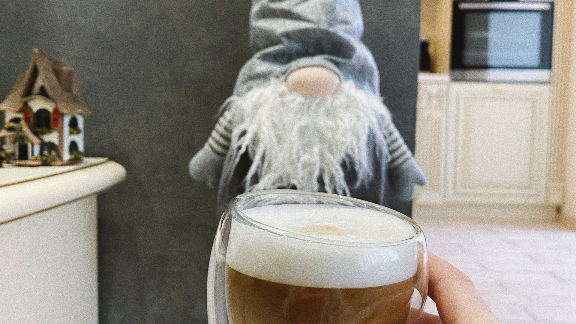 Обои небьющиеся, напиток, пиво, алкоголь, бесплатная доставка в разрешении 1920x1080