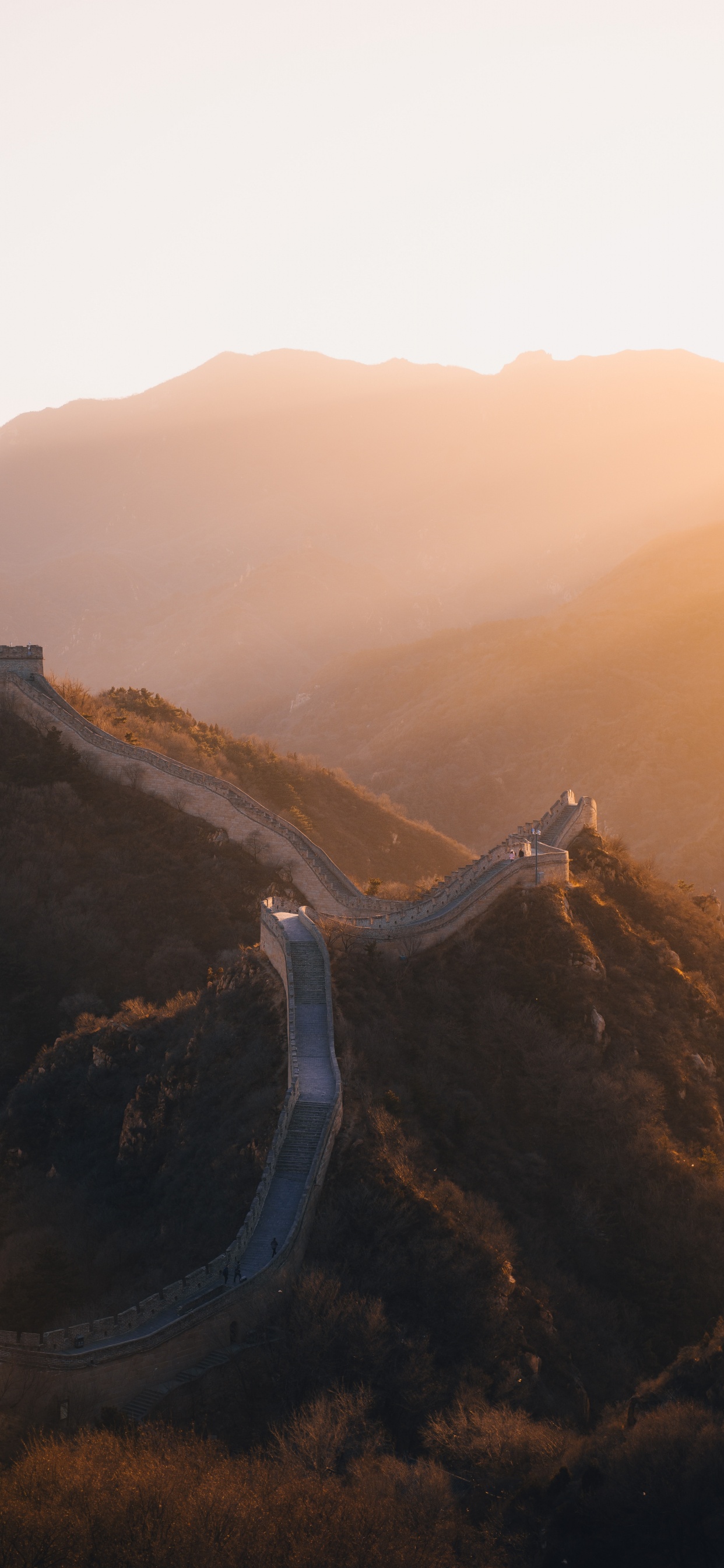 Обои нагорье, горный рельеф, гора, холм, свет в разрешении 1242x2688