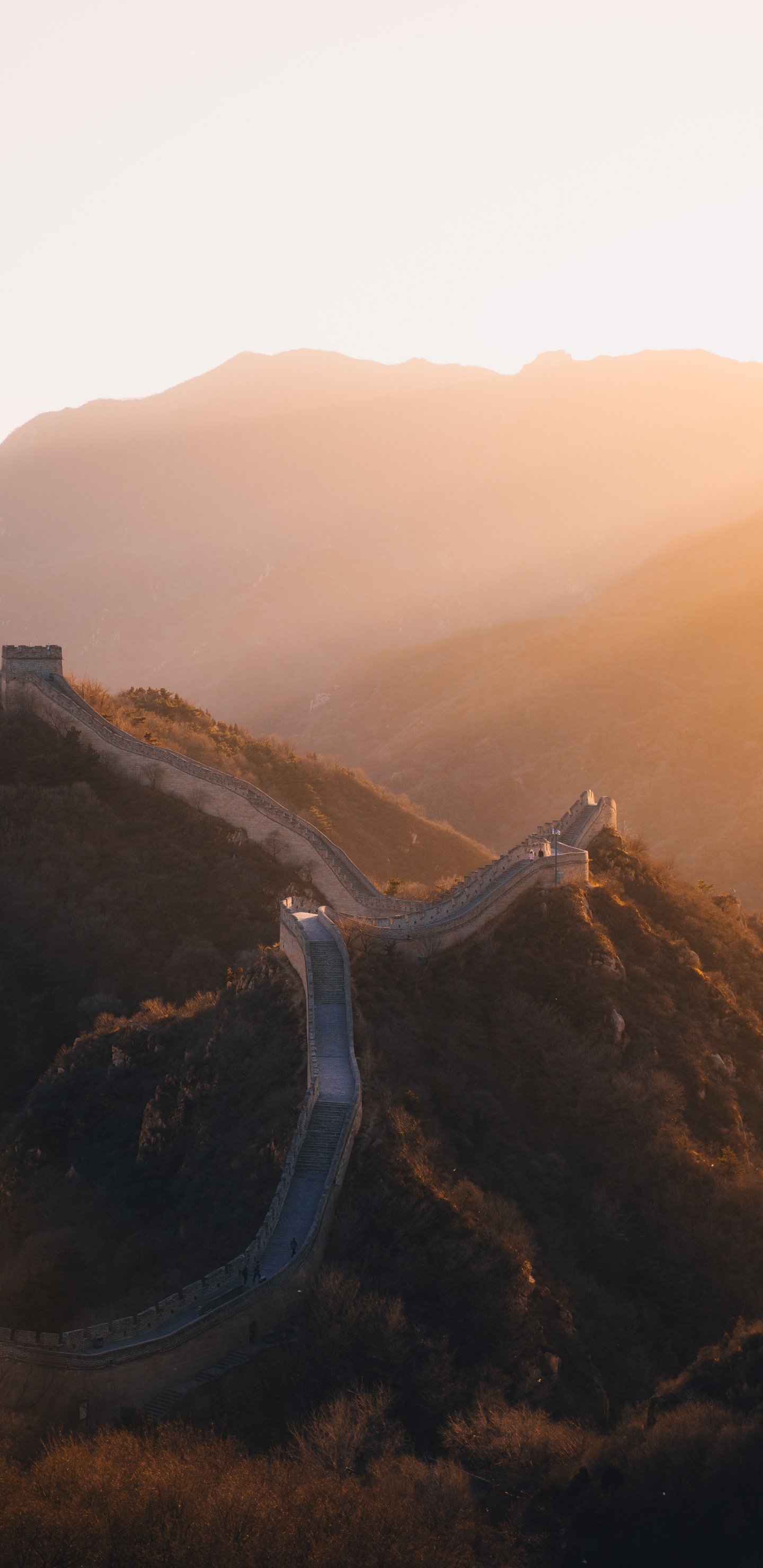 Обои нагорье, горный рельеф, гора, холм, свет в разрешении 1440x2960