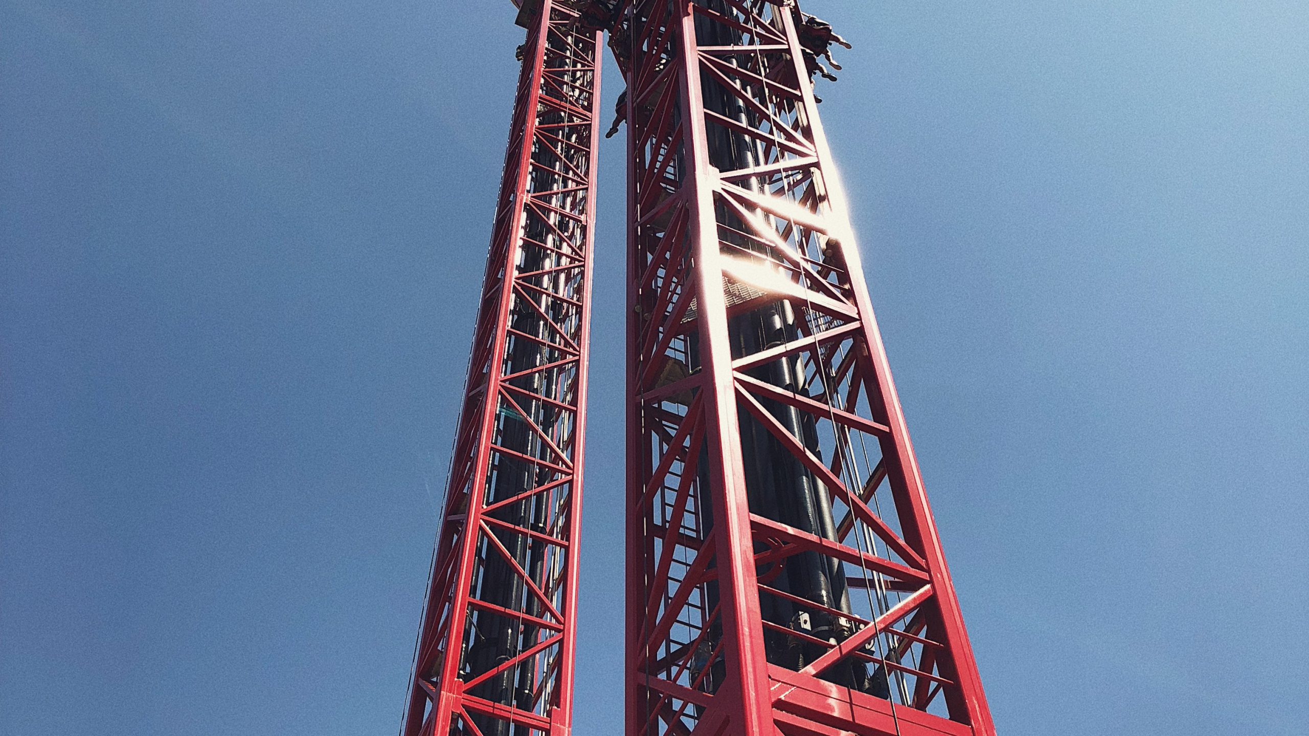 Обои достопримечательность, национальный исторический памятник, смотровая башня, синий, дневное время в разрешении 2560x1440