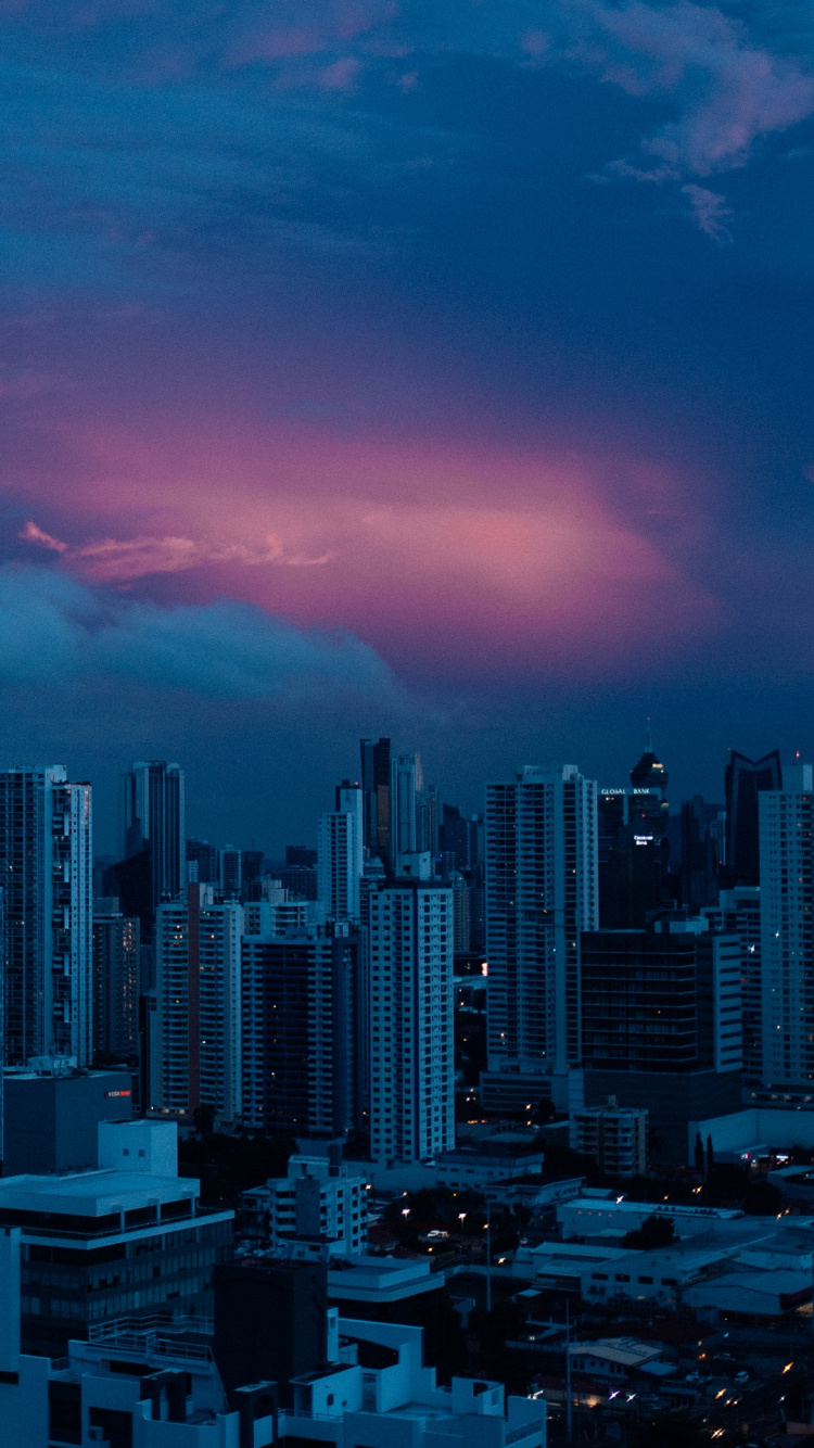 Обои городской пейзаж, небоскреб, здание, архитектура, облако в разрешении 750x1334