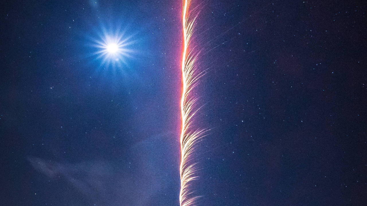 Обои атмосфера, космос, ночь, астрономический объект, карманные компьютеры в разрешении 1280x720