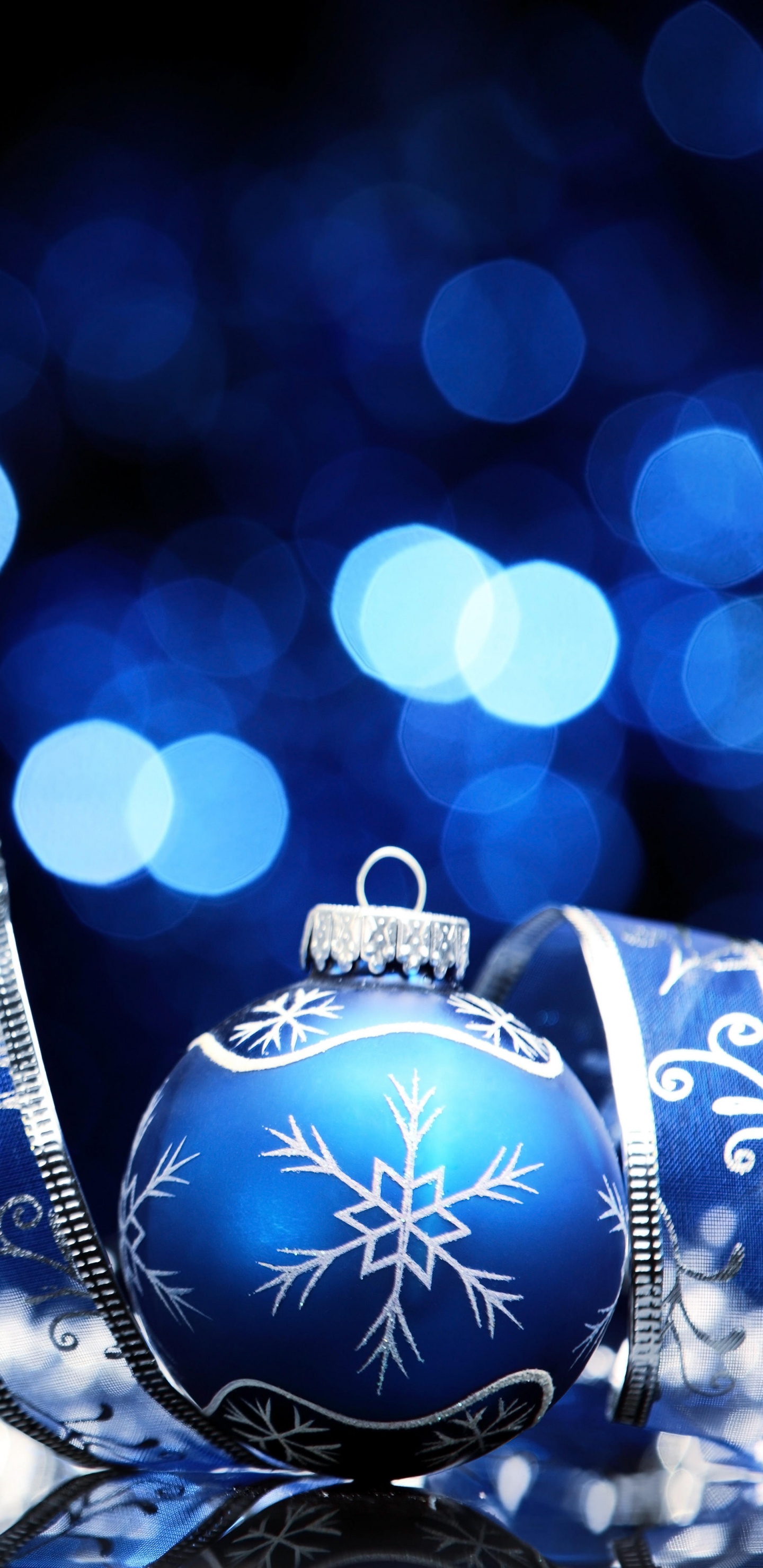 Обои Рождественский день, рождественский орнамент, Рождественские украшения, синий, событие в разрешении 1440x2960