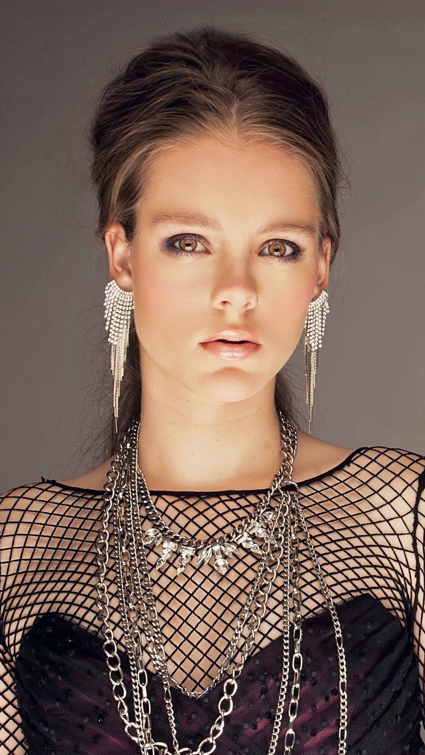 Обои манекенщица, красота, модель, портрет, волосы в разрешении 1440x2560