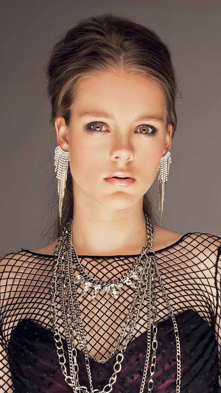 Обои манекенщица, красота, модель, портрет, волосы в разрешении 750x1334