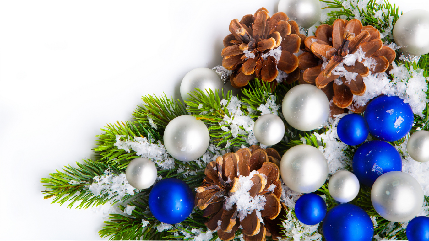 Обои Рождественский день, Новый год, Рождественские украшения, рождественский орнамент, дерево в разрешении 1366x768