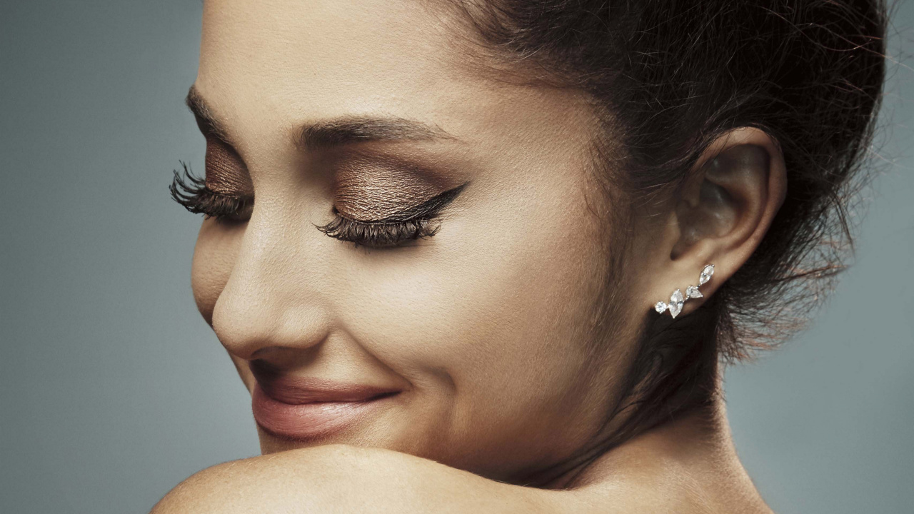 Обои Ариана Гранде, лицо, волосы, бровь, ресничка в разрешении 1280x720