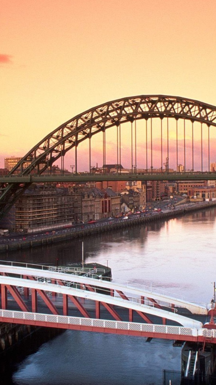 Обои Мост Тайн, Мост Тысячелетия В Гейтсхеде, Река Тайн, арочный мостик, мост в разрешении 720x1280