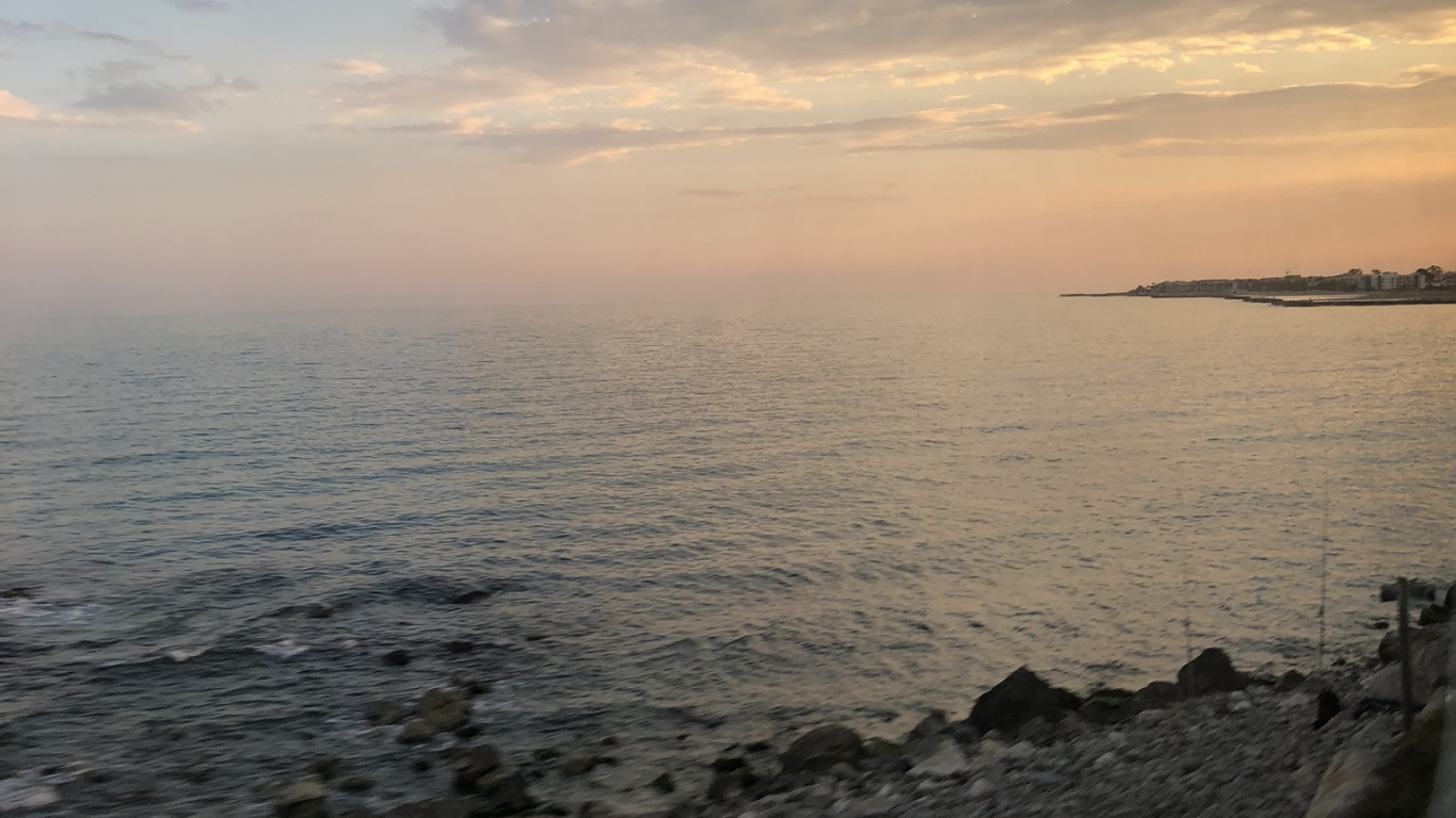 Обои море, вода, жидкость, облако, горизонт в разрешении 1366x768