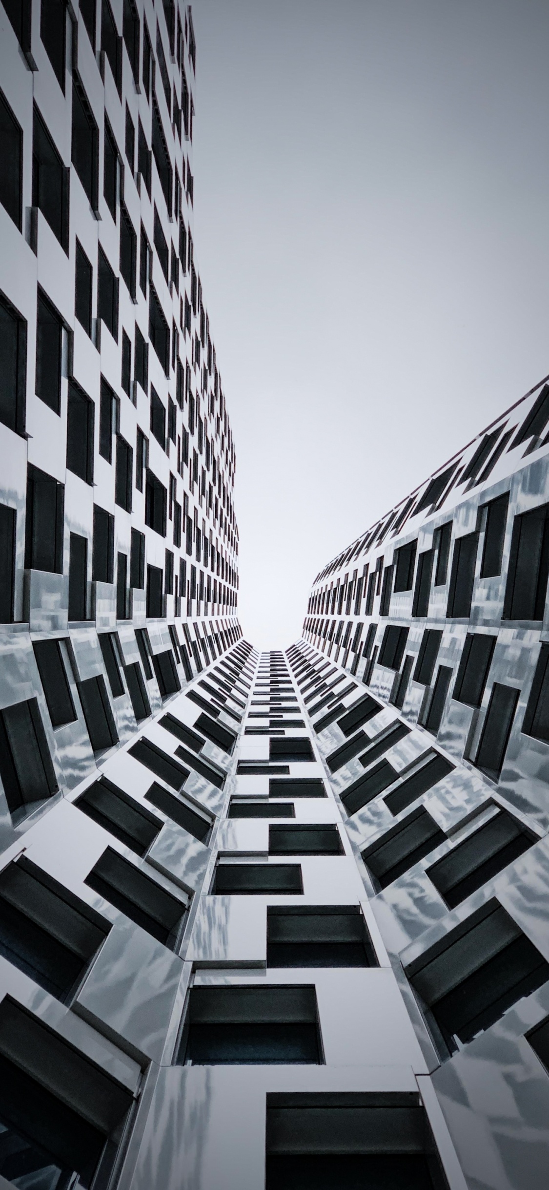 Обои метрополия, Klinger Real Estate, недвижимость, Шарлоттенбург, здание в разрешении 1125x2436