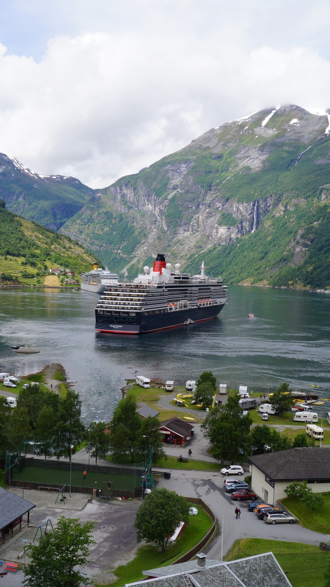 Обои гейрангер, фьорд, нагорье, гора, природа в разрешении 1080x1920