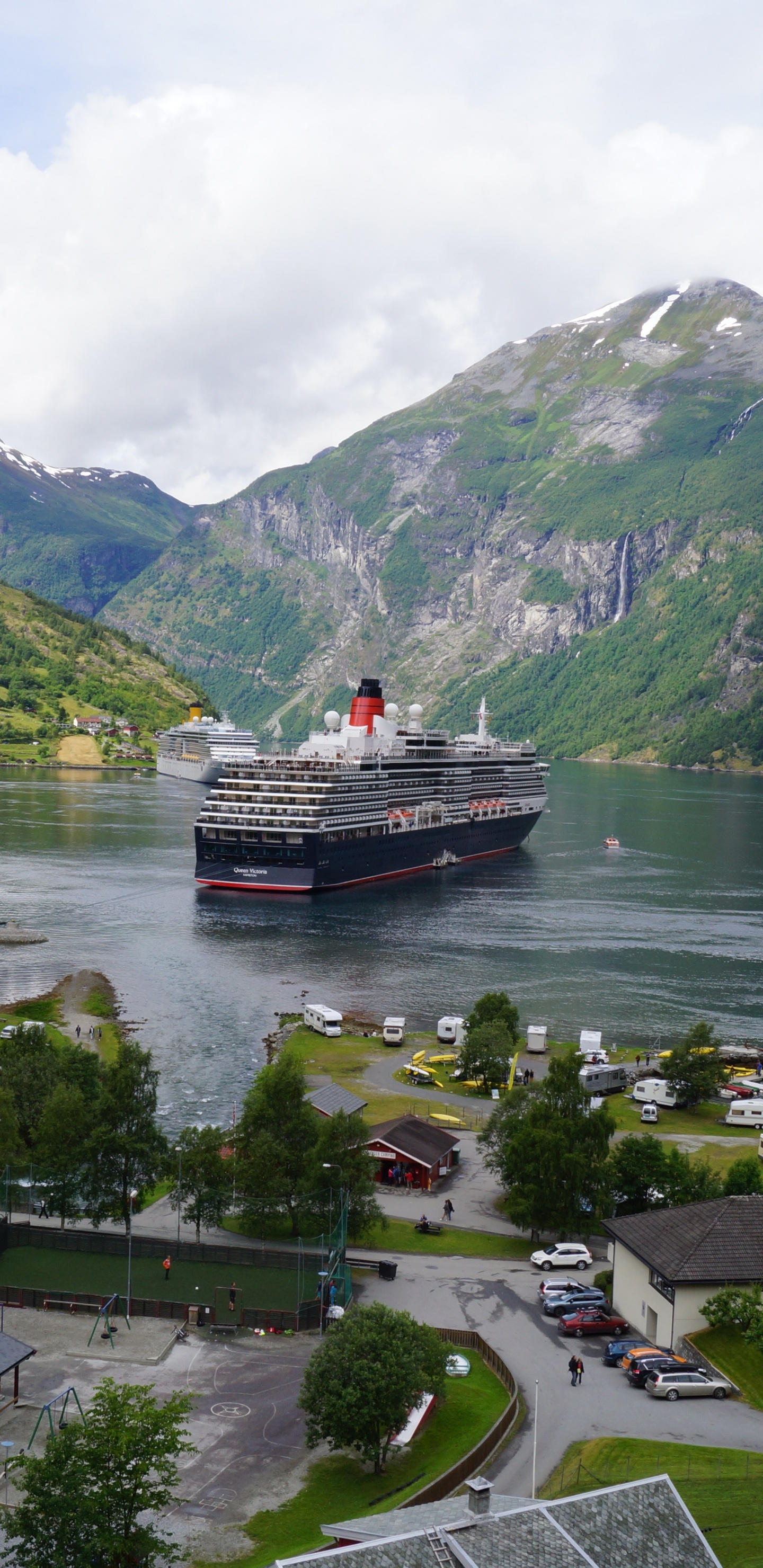 Обои гейрангер, фьорд, нагорье, гора, природа в разрешении 1440x2960