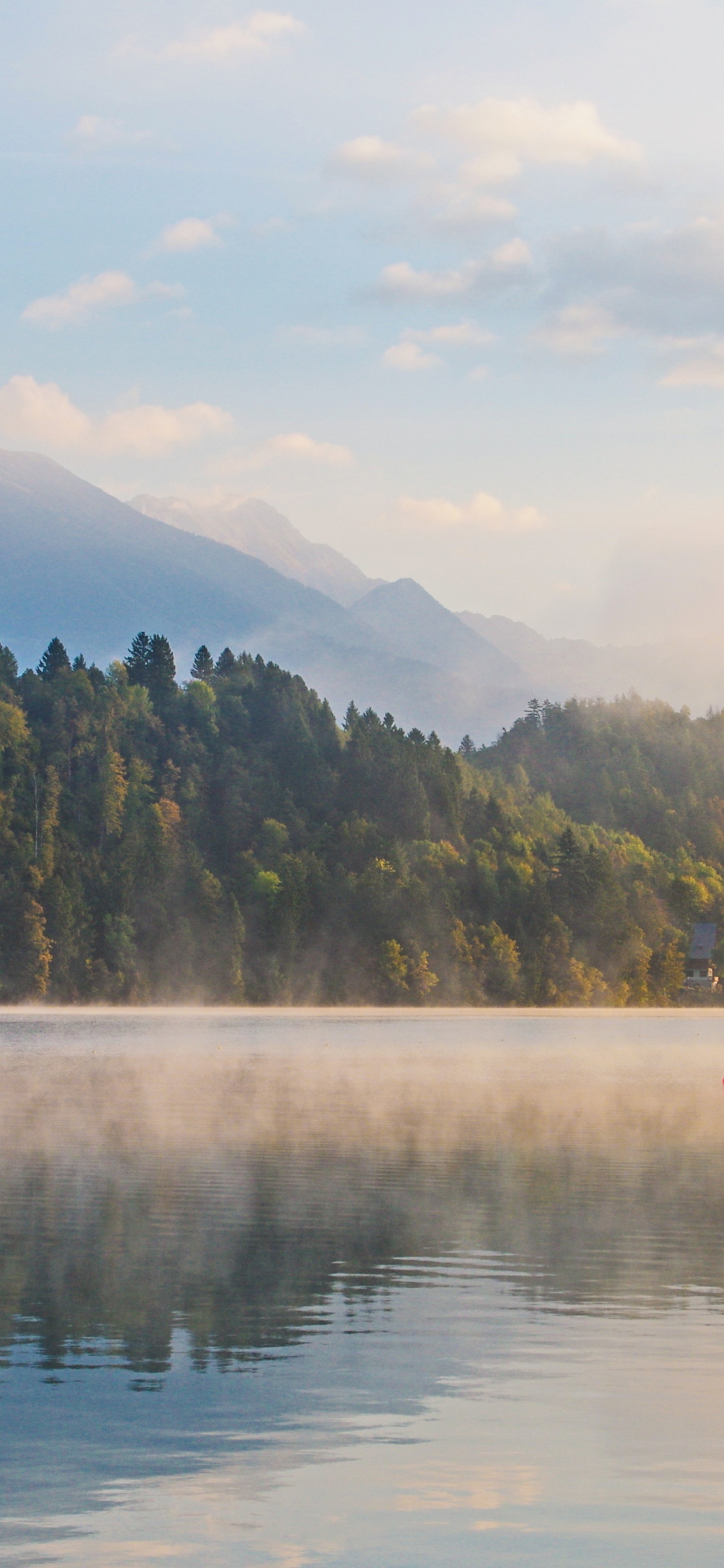 Обои вода, облако, гидроресурсы, атмосфера, гора в разрешении 1125x2436