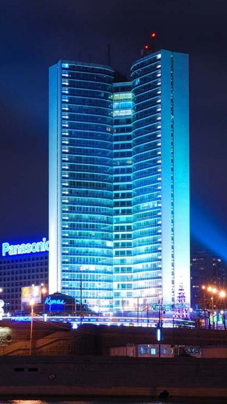 Обои Москва-река, город, метрополия, городской район, ночь в разрешении 750x1334