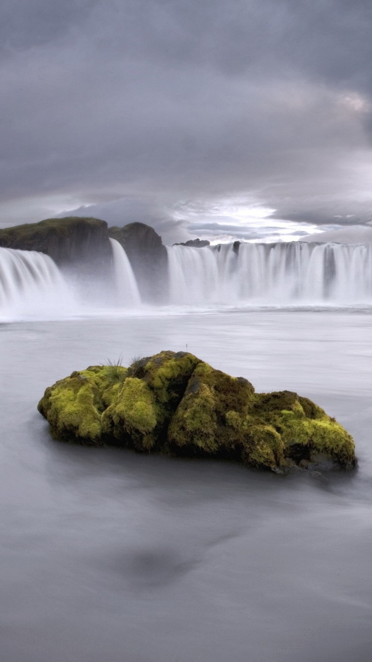 Обои Skgafoss, селйяландсфосс, водопад, водоем, природа в разрешении 750x1334