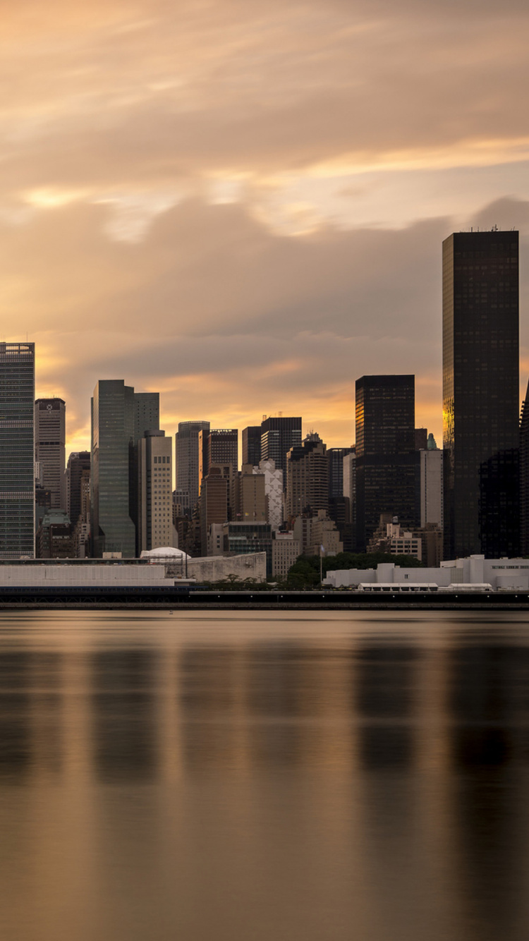 Обои Нью-Йорк, городской пейзаж, город, линия горизонта, небоскреб в разрешении 750x1334