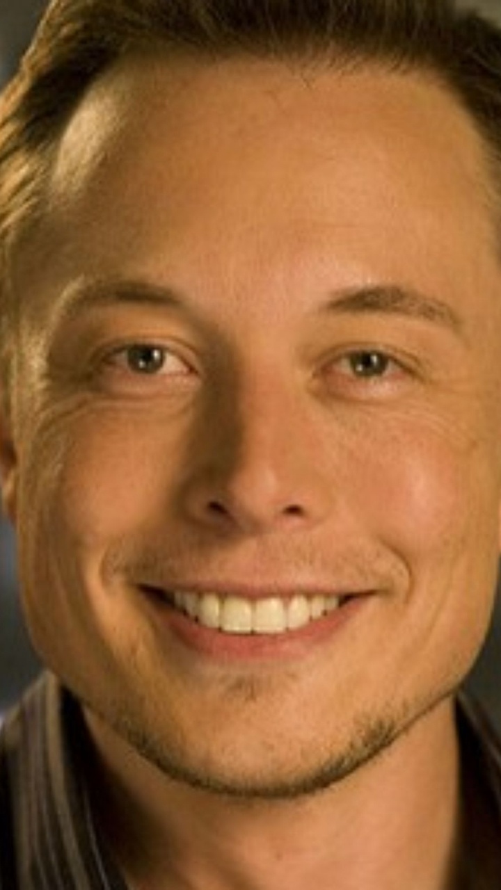 Обои Илон Маск, лицо, мимика, лоб, улыбка в разрешении 720x1280