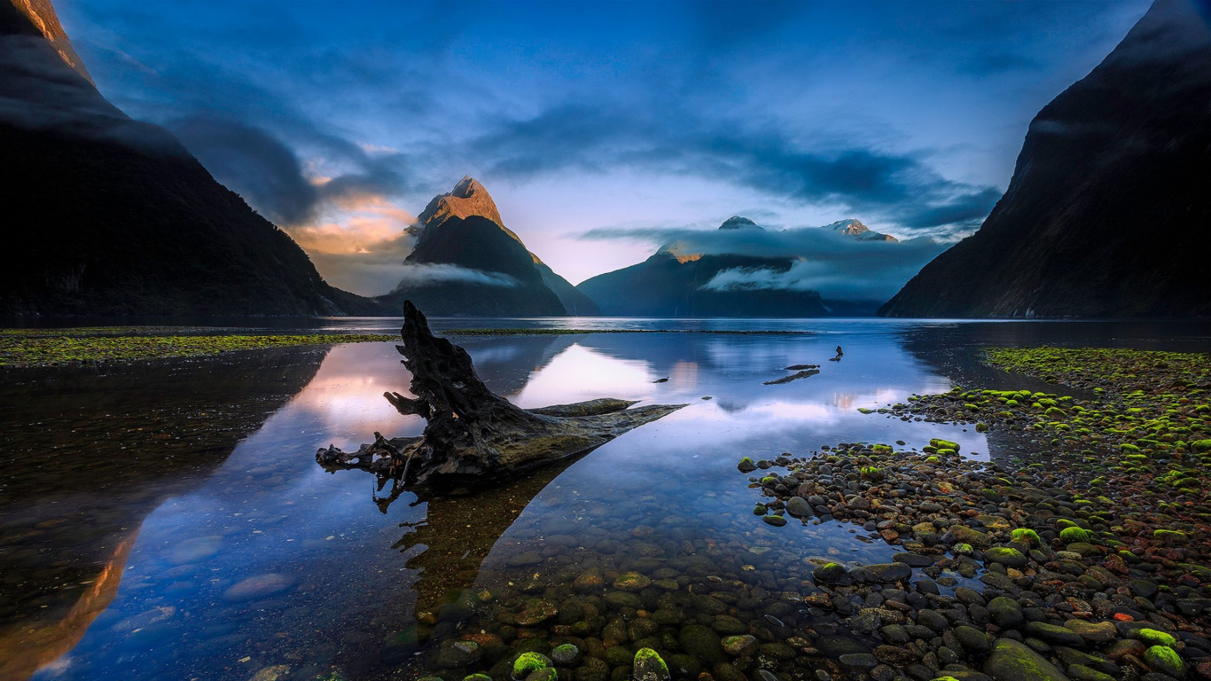 Обои милфорд саунд, Озеро Ванака, фьорд, природа, отражение в разрешении 1366x768