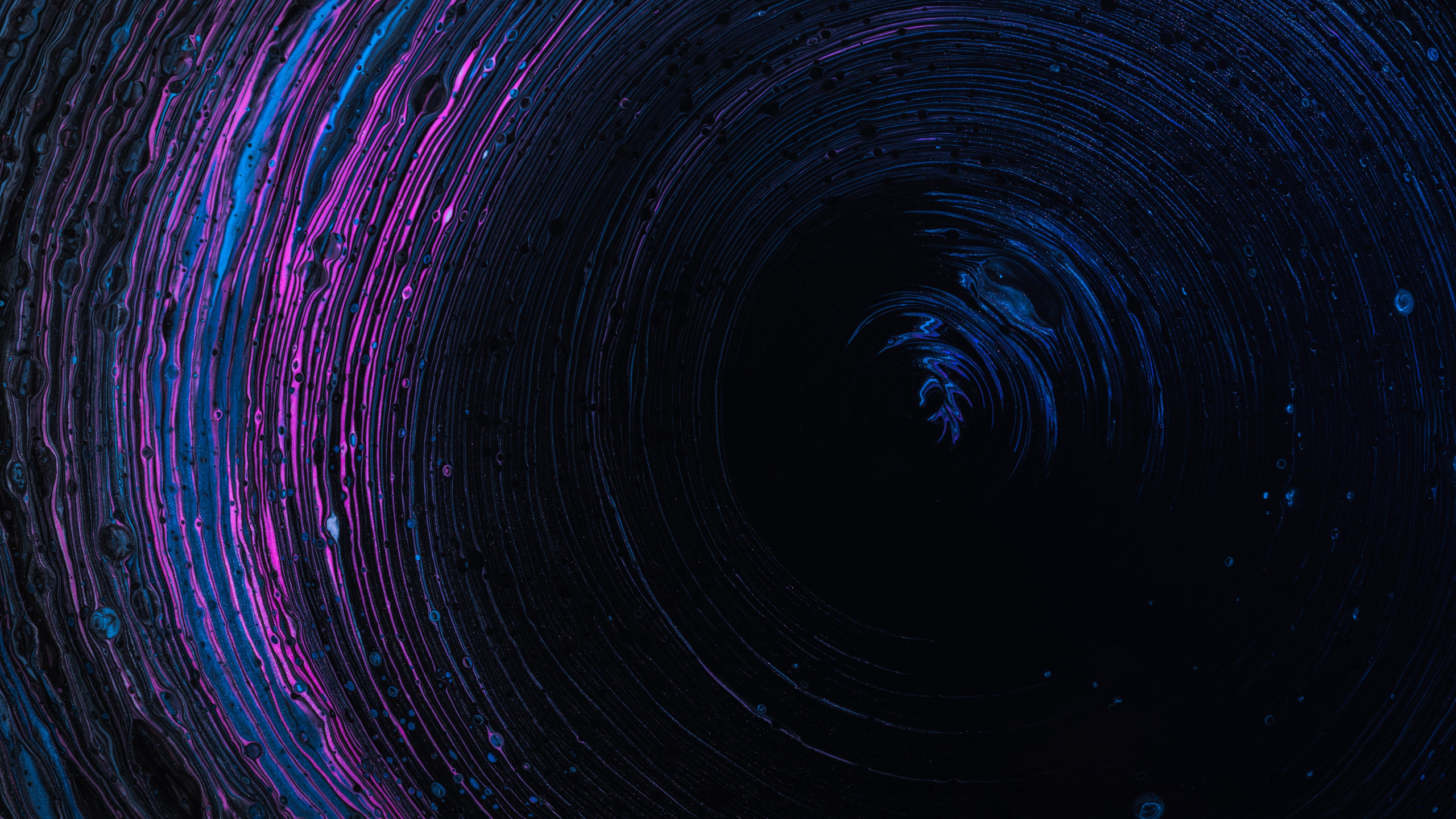 Обои атмосфера, пурпур, космос, вихрь, круг в разрешении 2560x1440