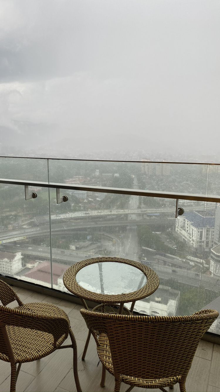 Обои таблица, вода, мебель, уличная мебель, открытый стол в разрешении 750x1334