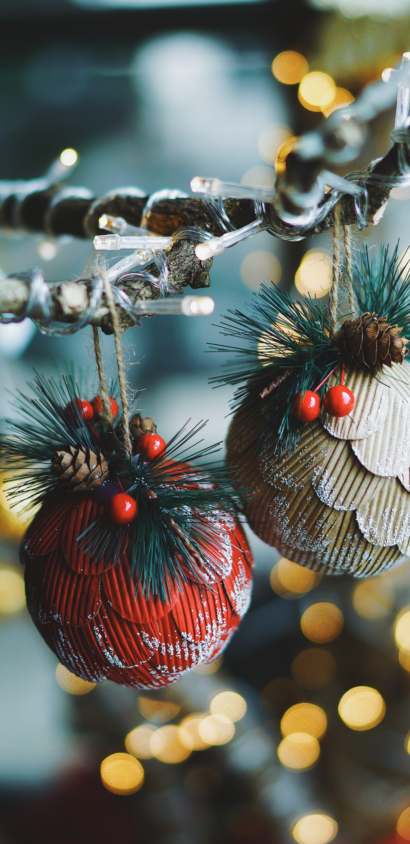 Обои Новый год, Рождественский день, рождественский орнамент, дерево, орнамент в разрешении 1440x2960