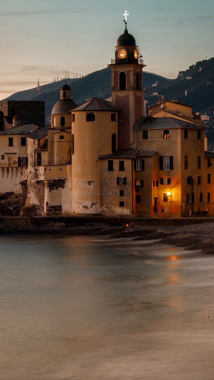 Обои Камольи, море, побережье, ориентир, городок в разрешении 720x1280