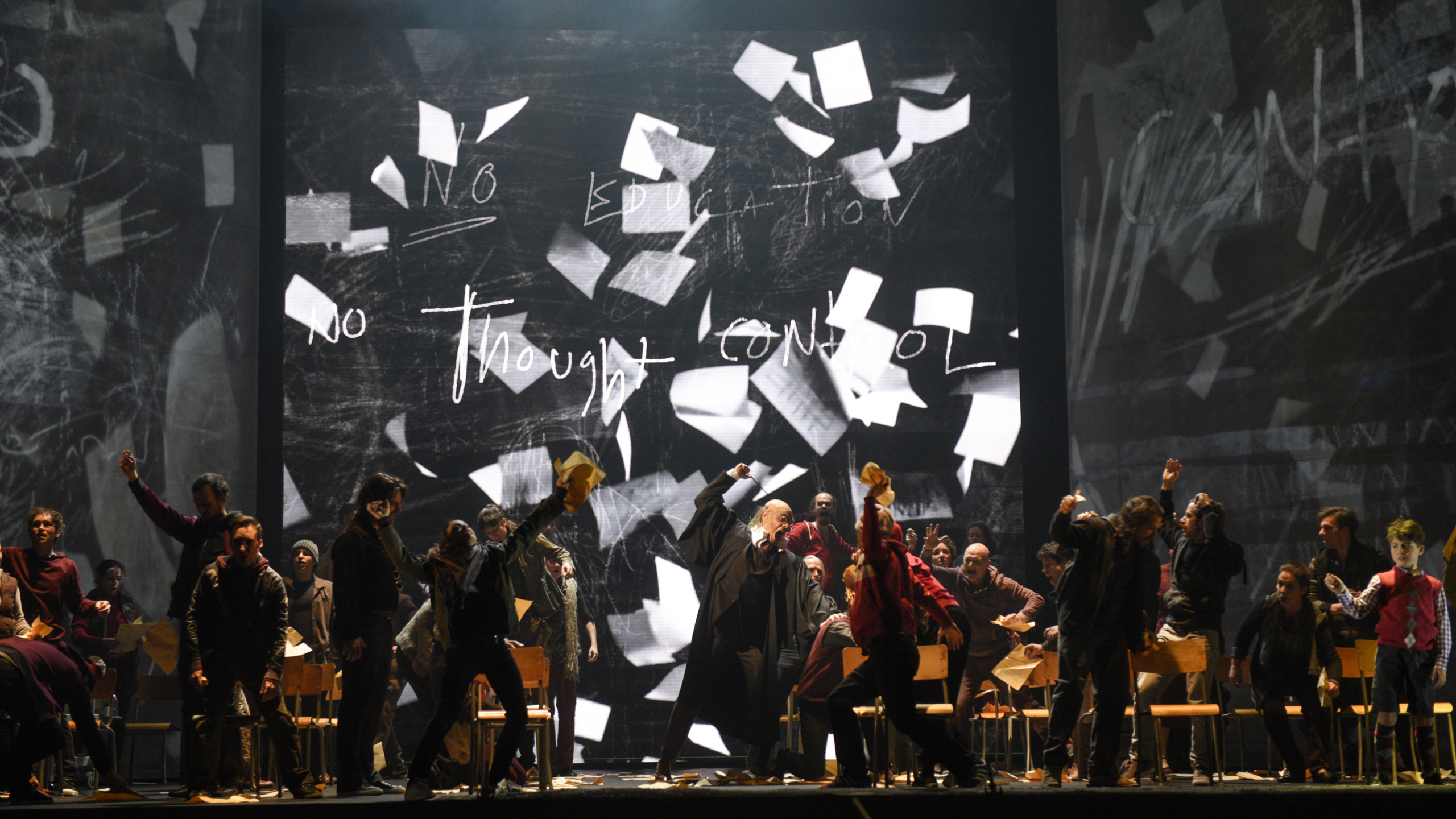 Обои Pink Floyd, Берлинская стена, Еще один кирпич в стене Часть 2, Еще один кирпич в стене оперы, Опера Цинциннати в разрешении 2560x1440