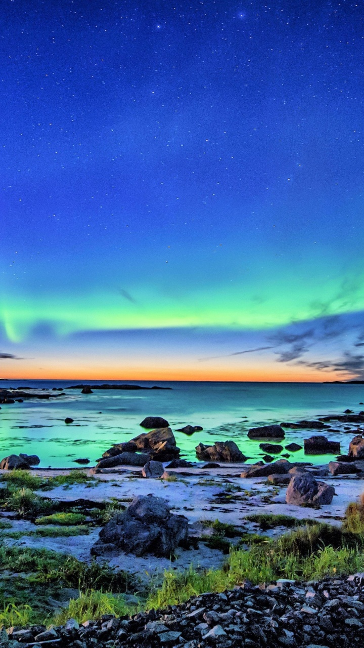 Обои Аврора, вода, атмосфера, облако, природный ландшафт в разрешении 720x1280